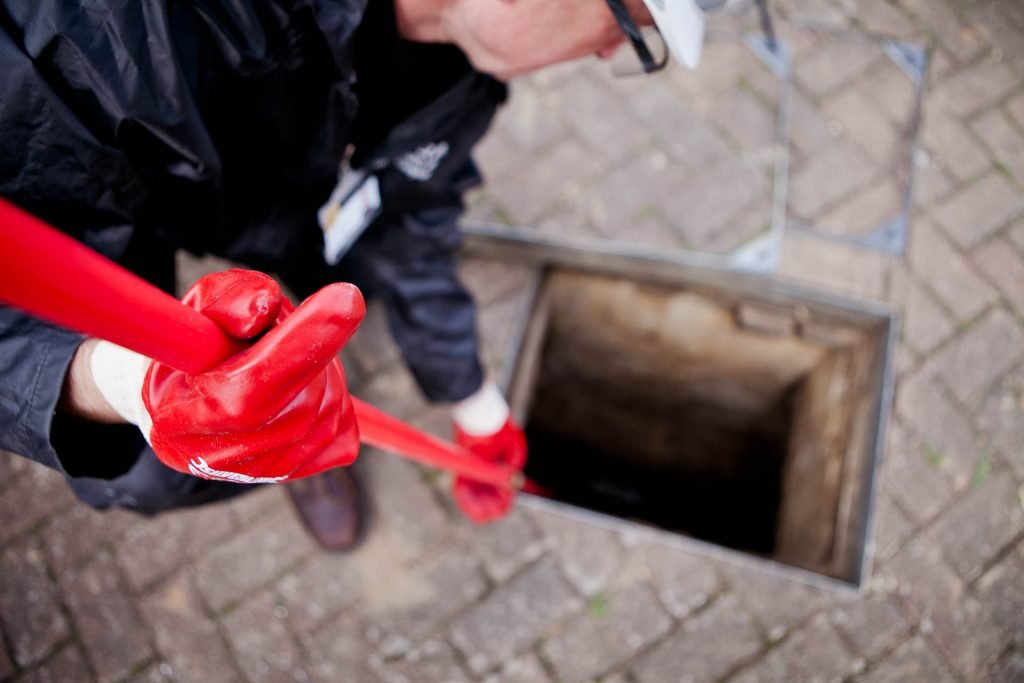 sos-unlocking-drains